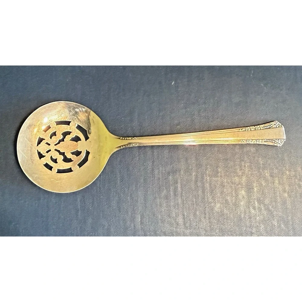 Vintage 1940 Pierced Bonbon Spoon Oneida Milady Community Silver Plate 5